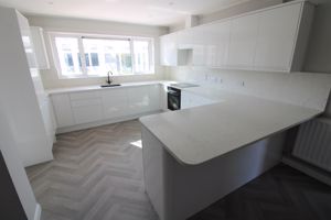 Kitchen- click for photo gallery